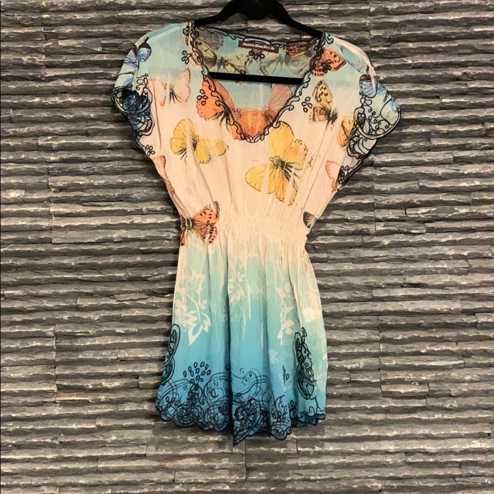 Butterfly top